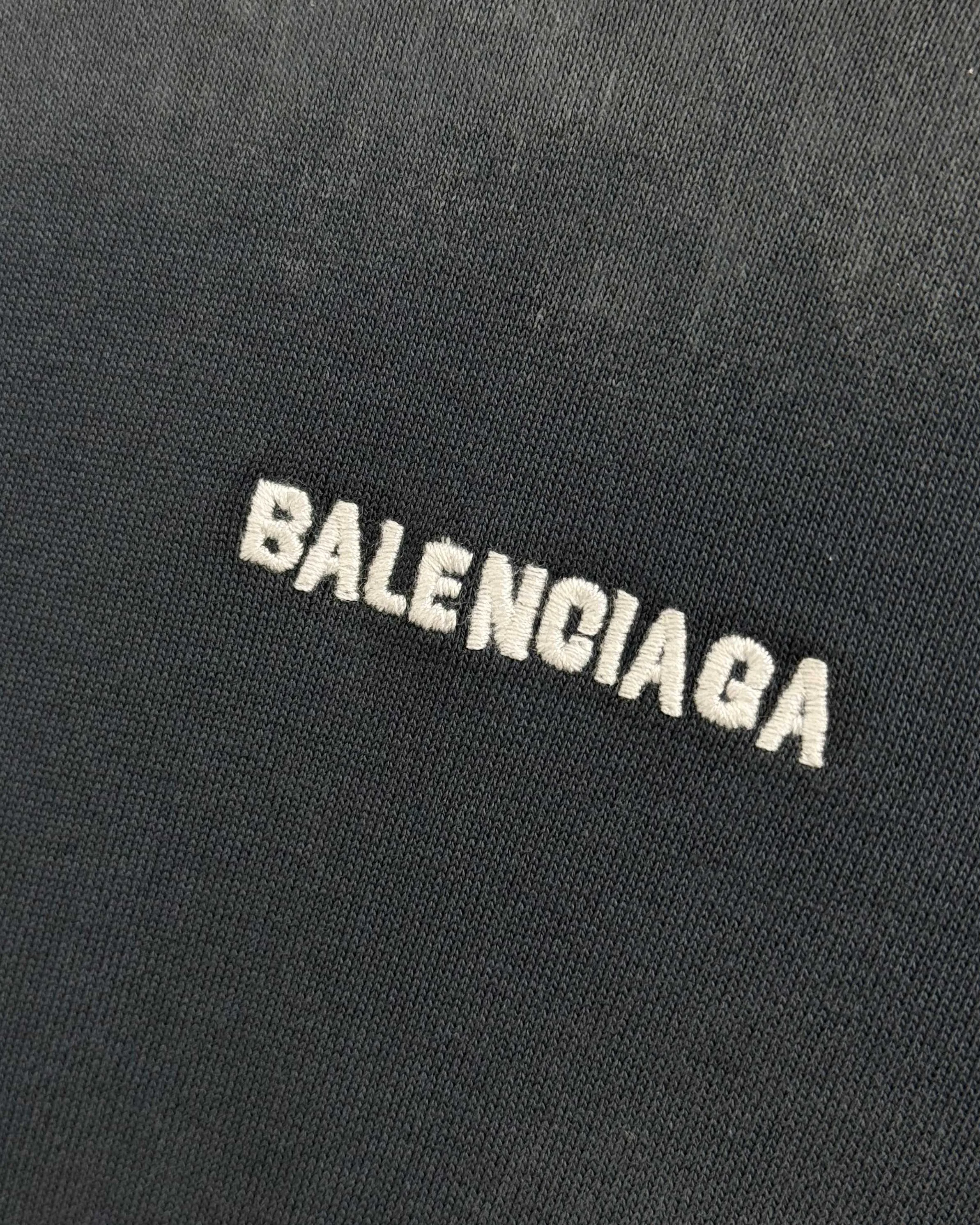 Men's Sweatshirts And Hoodies BALENCIAGA 18189743