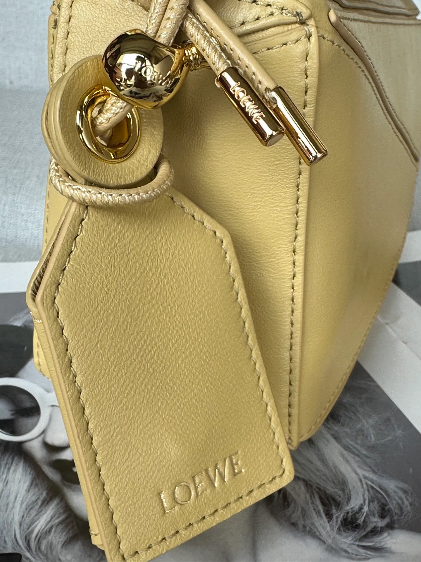 Women's Classic Handbags LOEWE 16839130