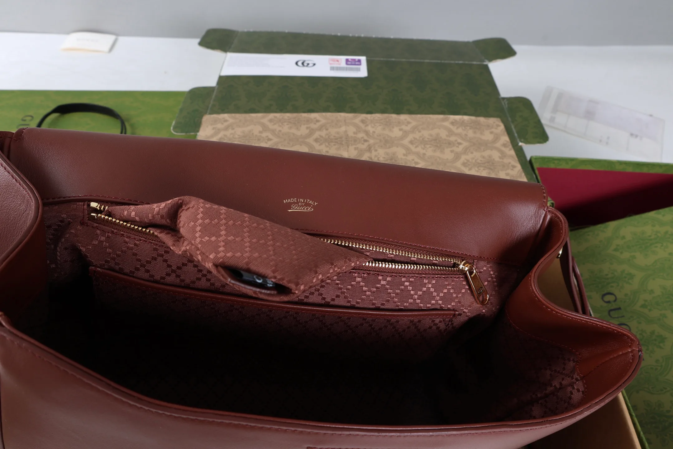 Women's Classic Handbags GUCCI 18250586