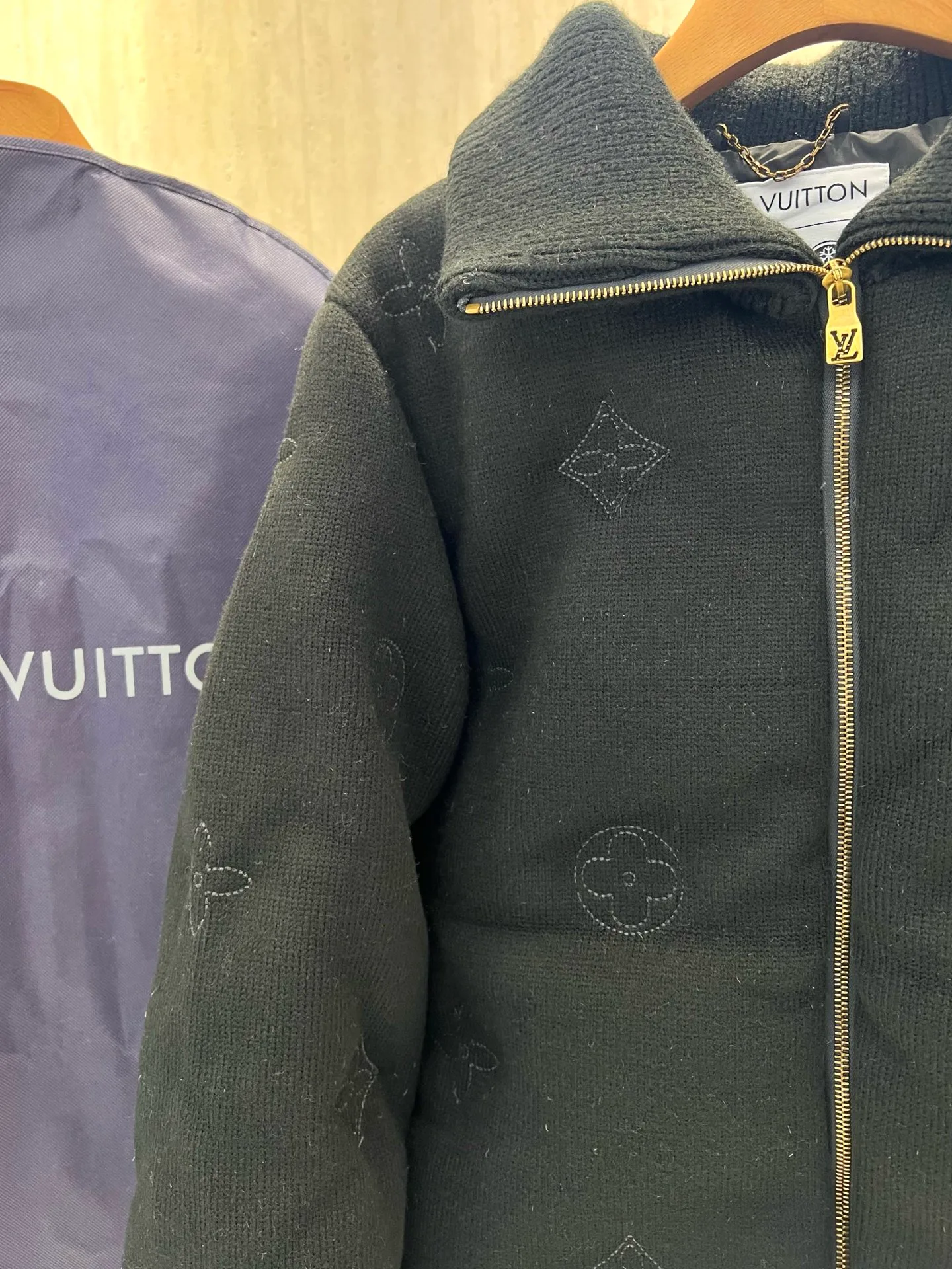 Men's Jackets And Down Jackets LOUIS VUITTON 18231203