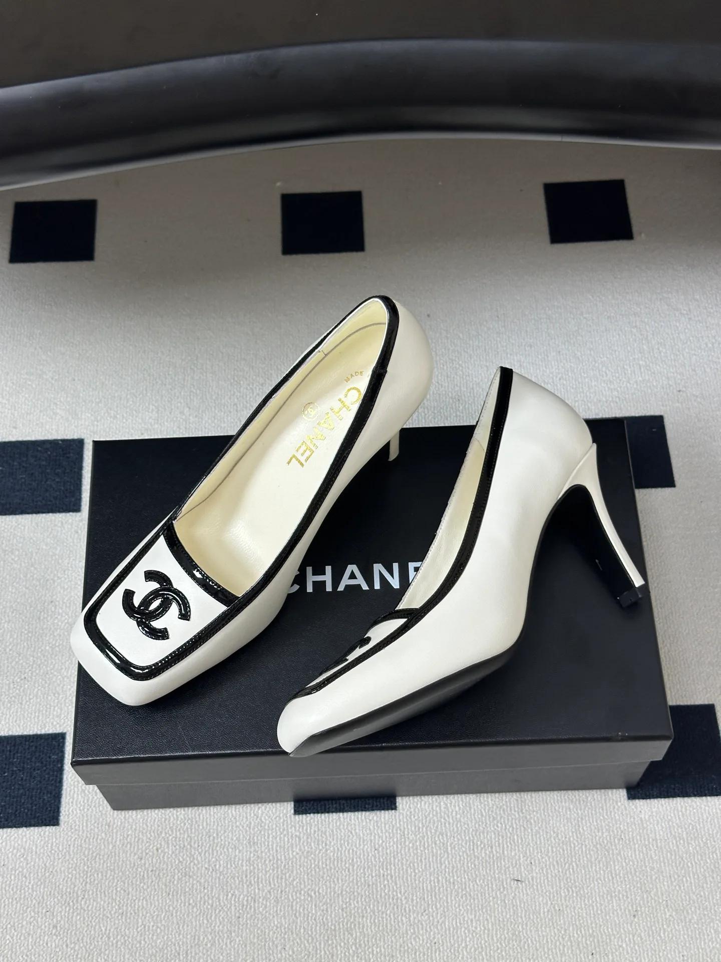 Women's Heels CHANEL 18049713