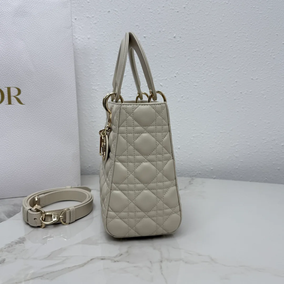 Women's Classic Handbags CHRISTIAN DIOR 18116405