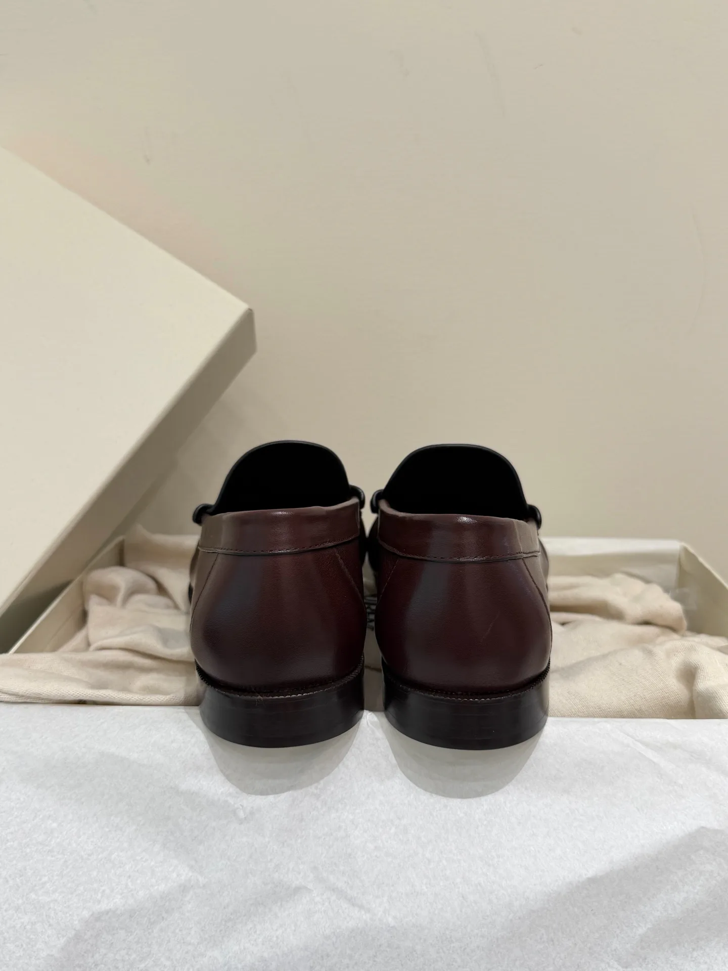Women's Loafers And Moccasins SAINT LAURENT 18087811
