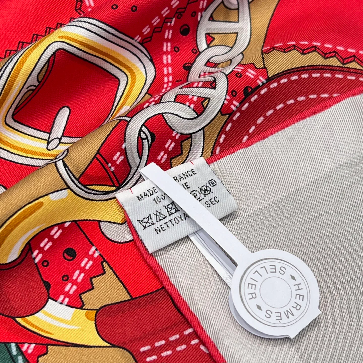 Silk Scarves HERMES 17991433