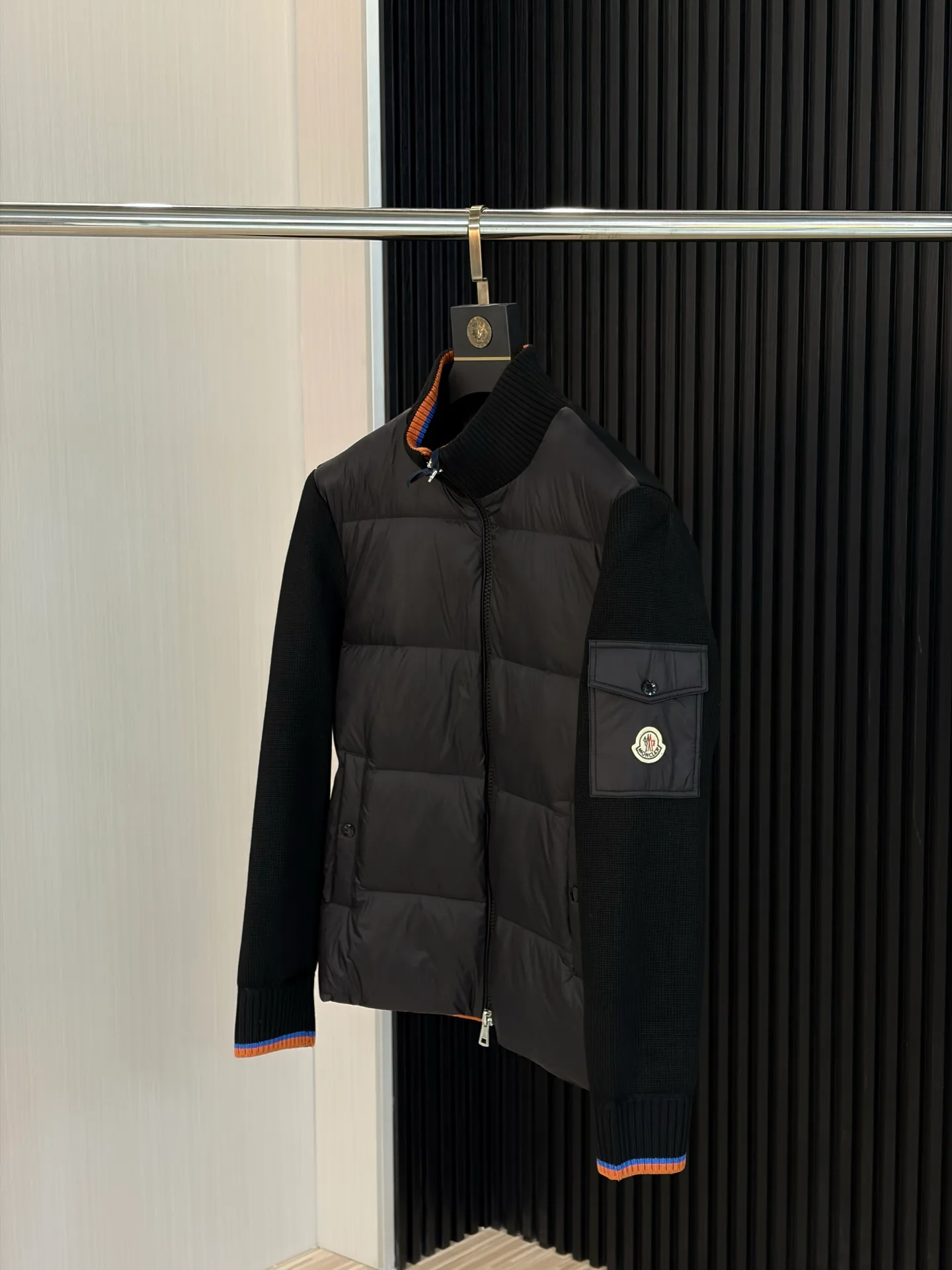 Men's Jackets And Down Jackets MONCLER 18218455