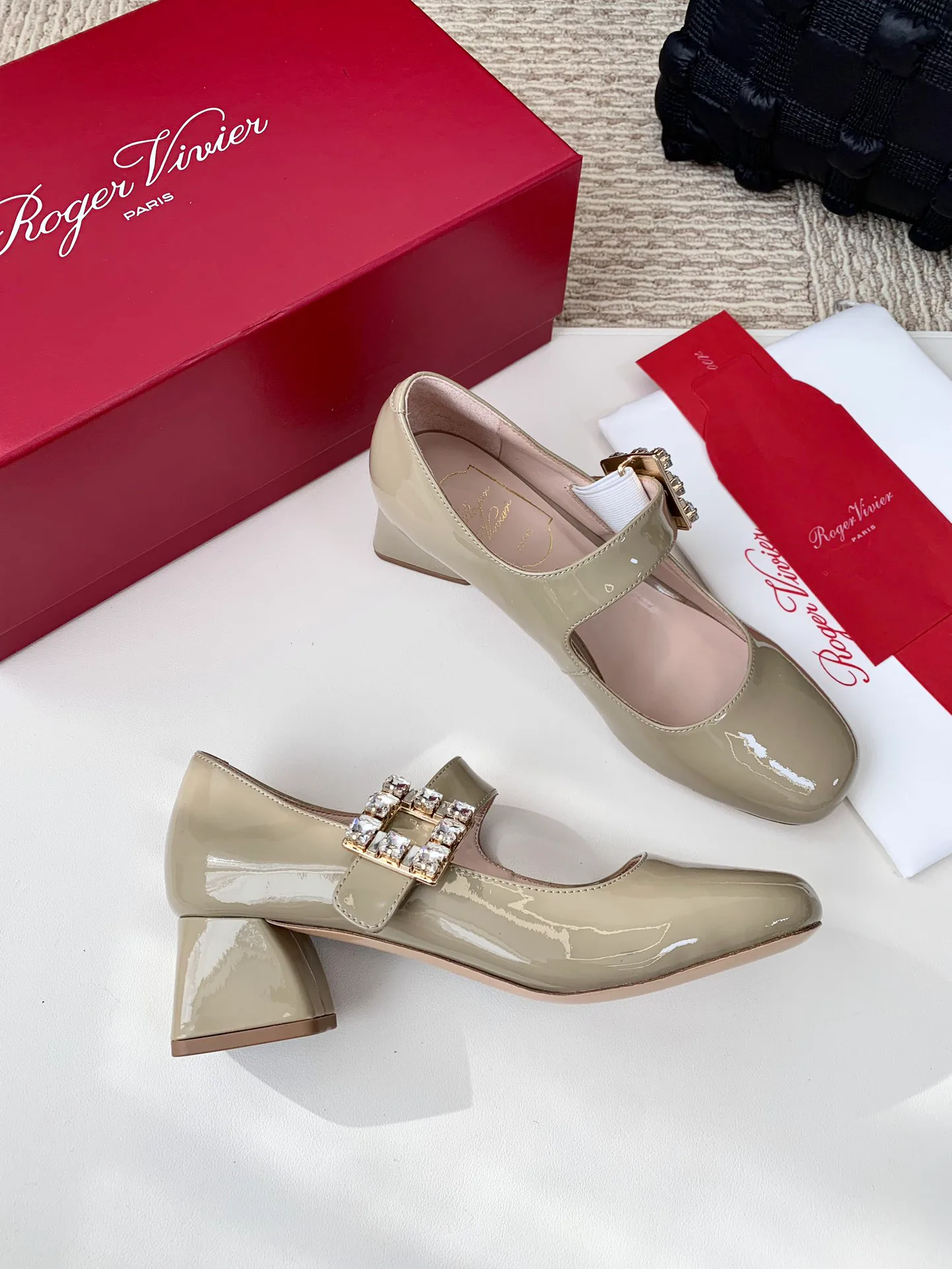 Women's Heels ROGER VIVIER 17990354