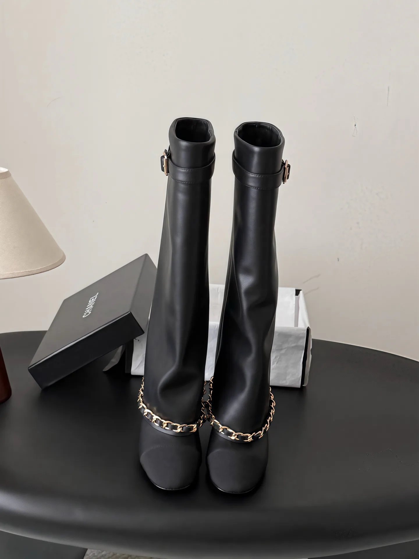 Women's Boots CHANEL 18154330