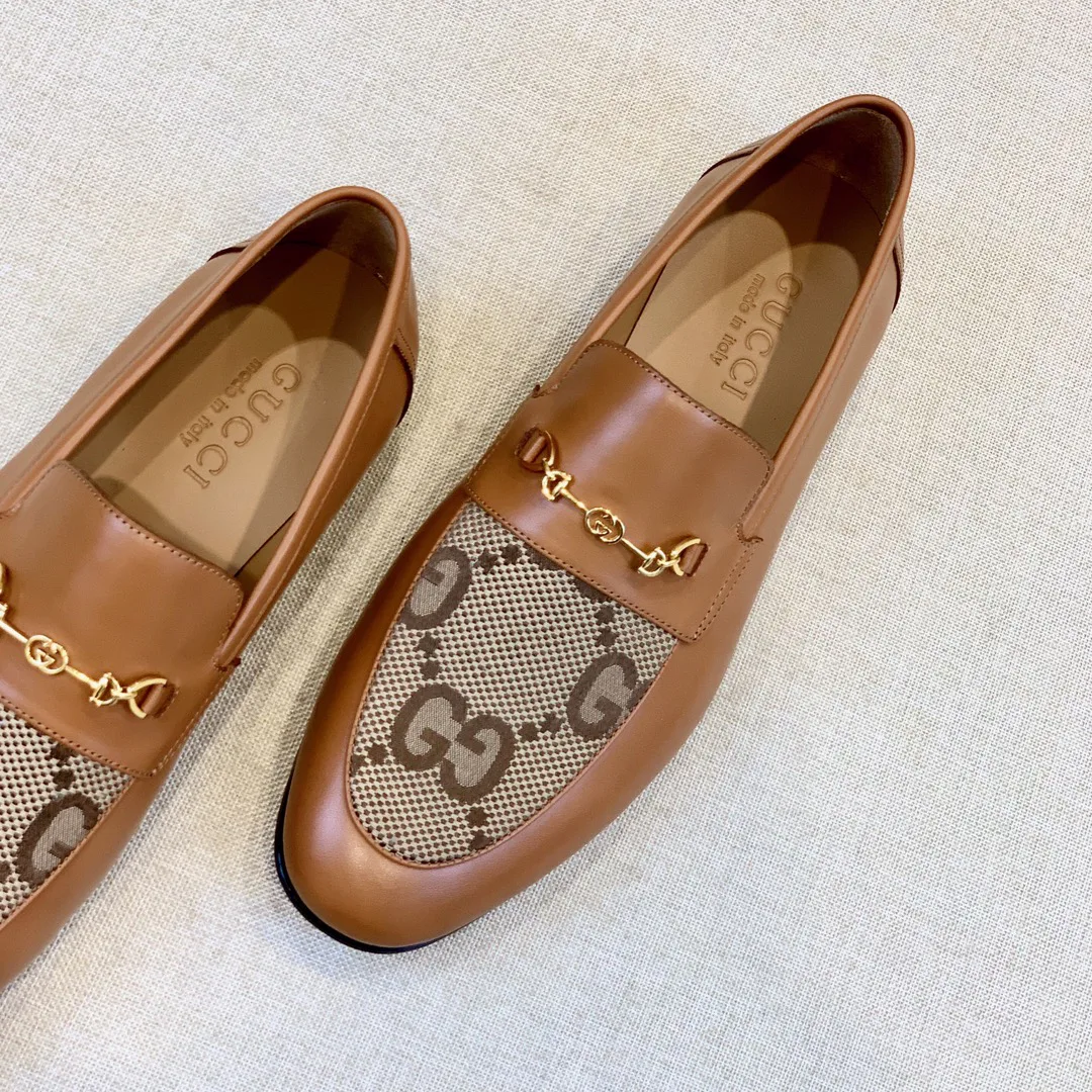 Men's Loafers And Dress Shoes GUCCI 17955379