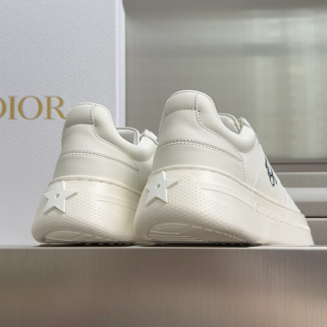 Women's Sneakers CHRISTIAN DIOR 17772000