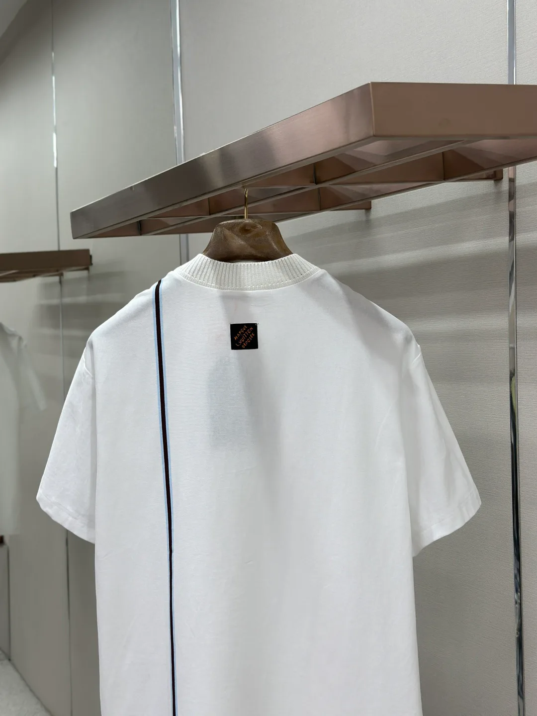 Men's T-Shirts LOUIS VUITTON 18191109