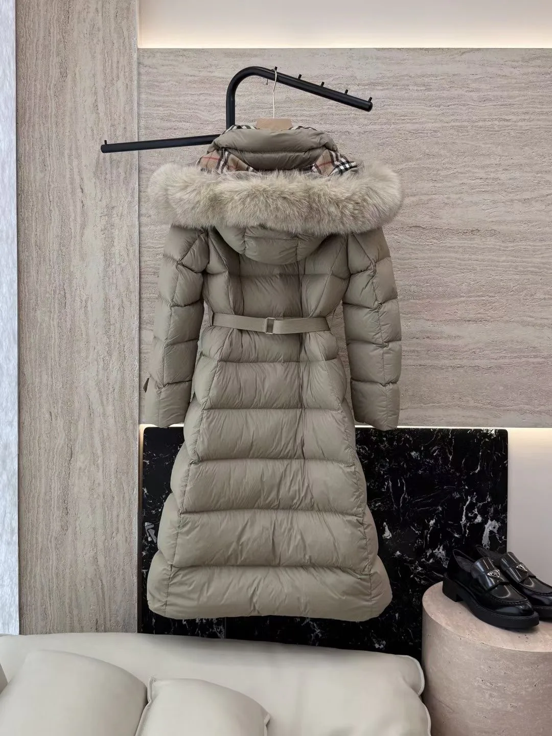 Women's Jackets And Down Jackets BURBERRY 18169336