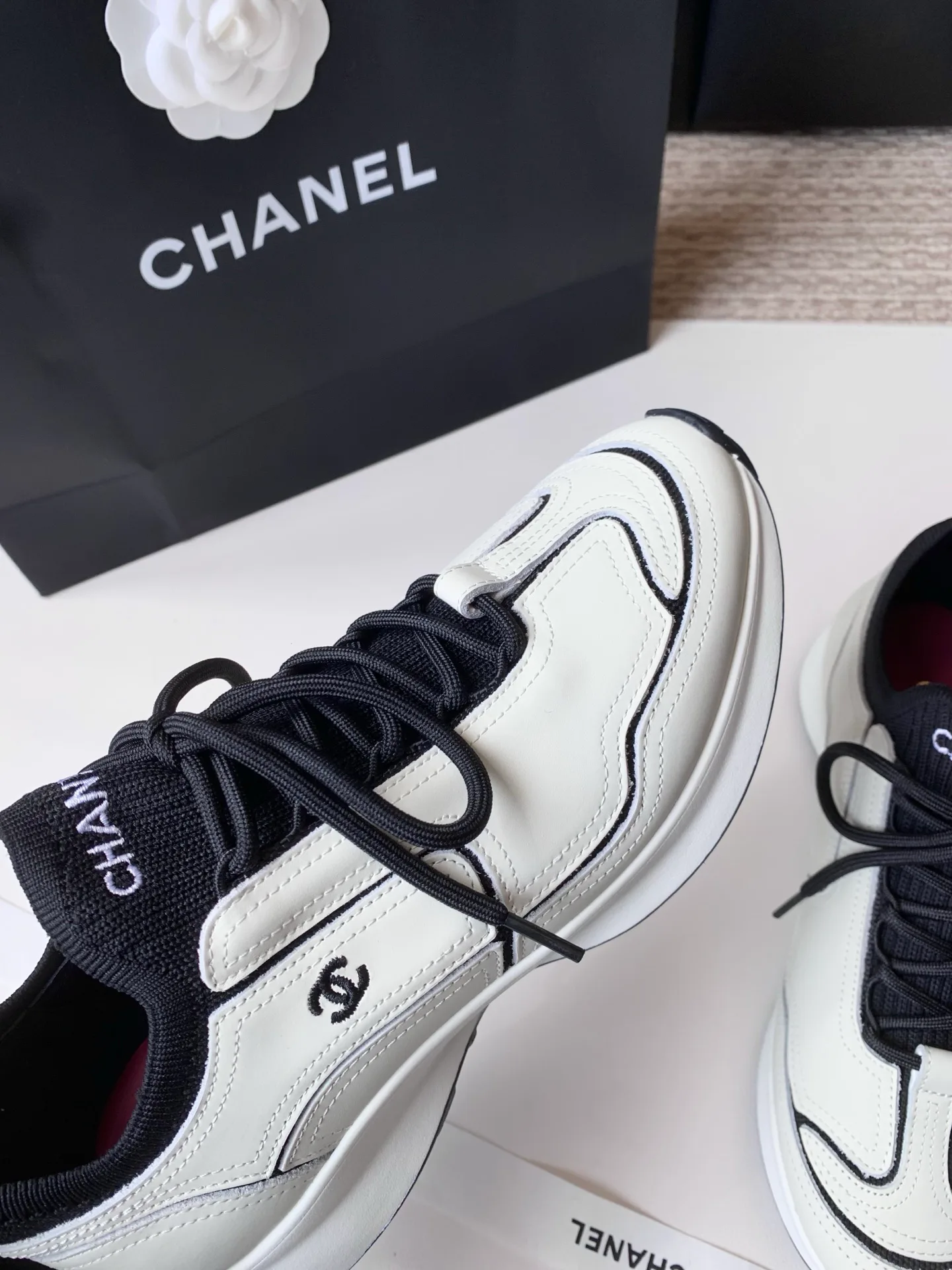 Women's Sneakers CHANEL 17990417