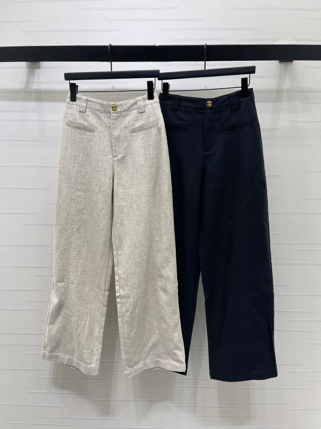 Women's Trousers CHANEL 18038813