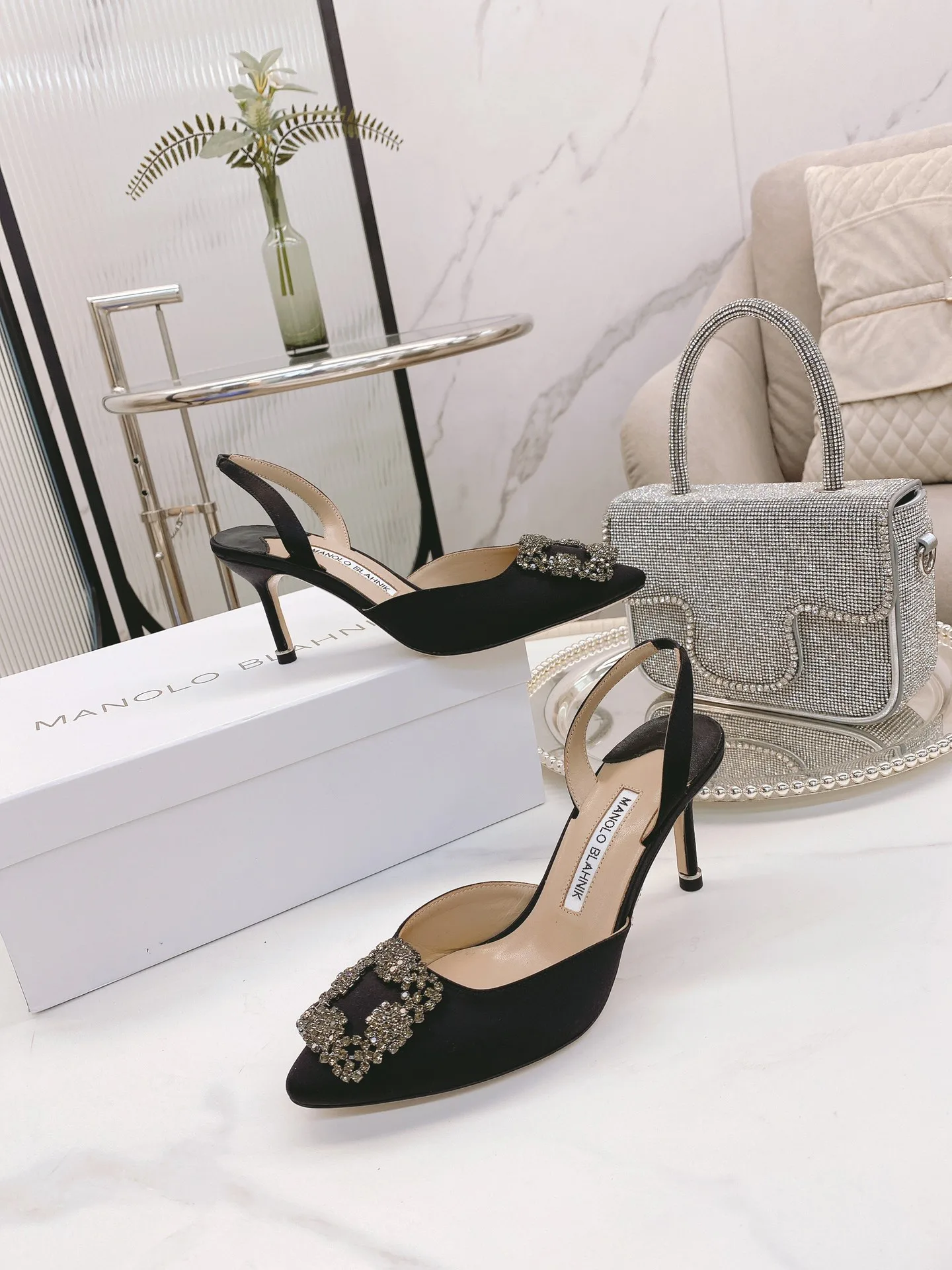 Women's Heels MANOLO BLAHNIK 18482411