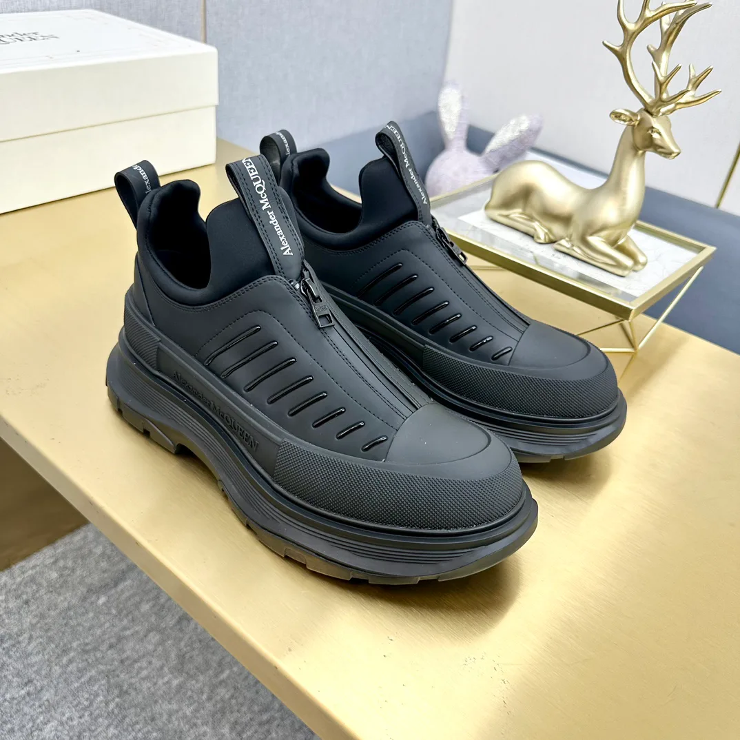 Women's Sneakers ALEXANDER MCQUEEN 18397474