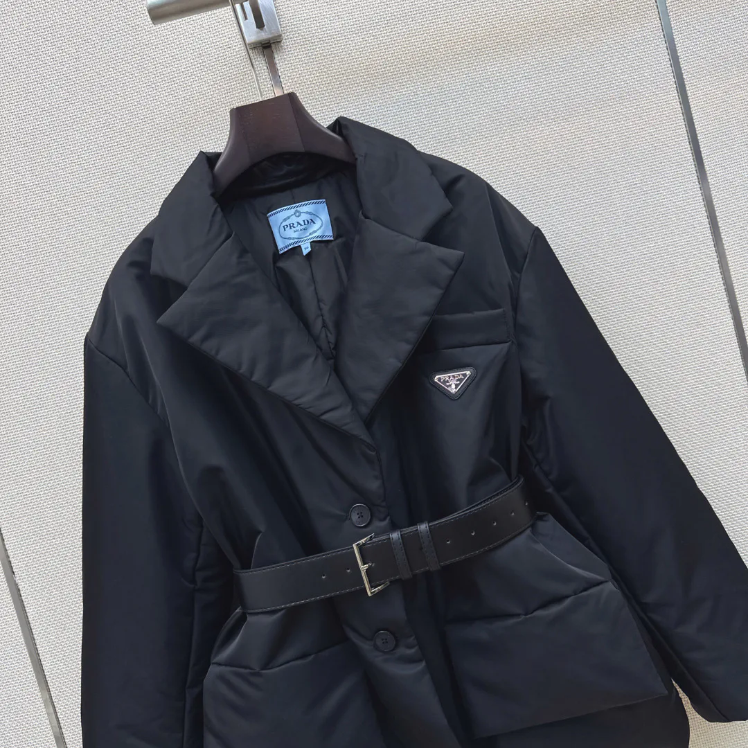 Women's Jackets And Down Jackets PRADA 18198704