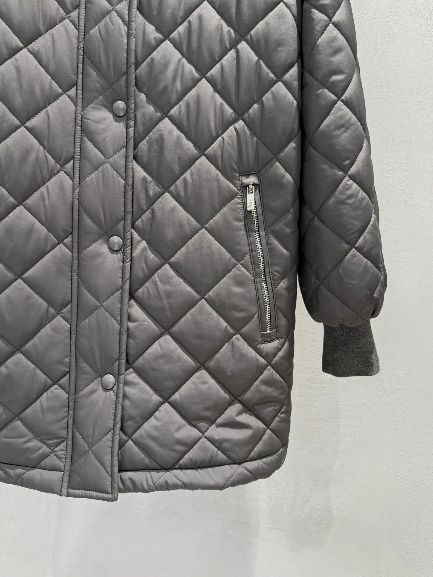 Women's Jackets And Down Jackets MIU MIU 18533869