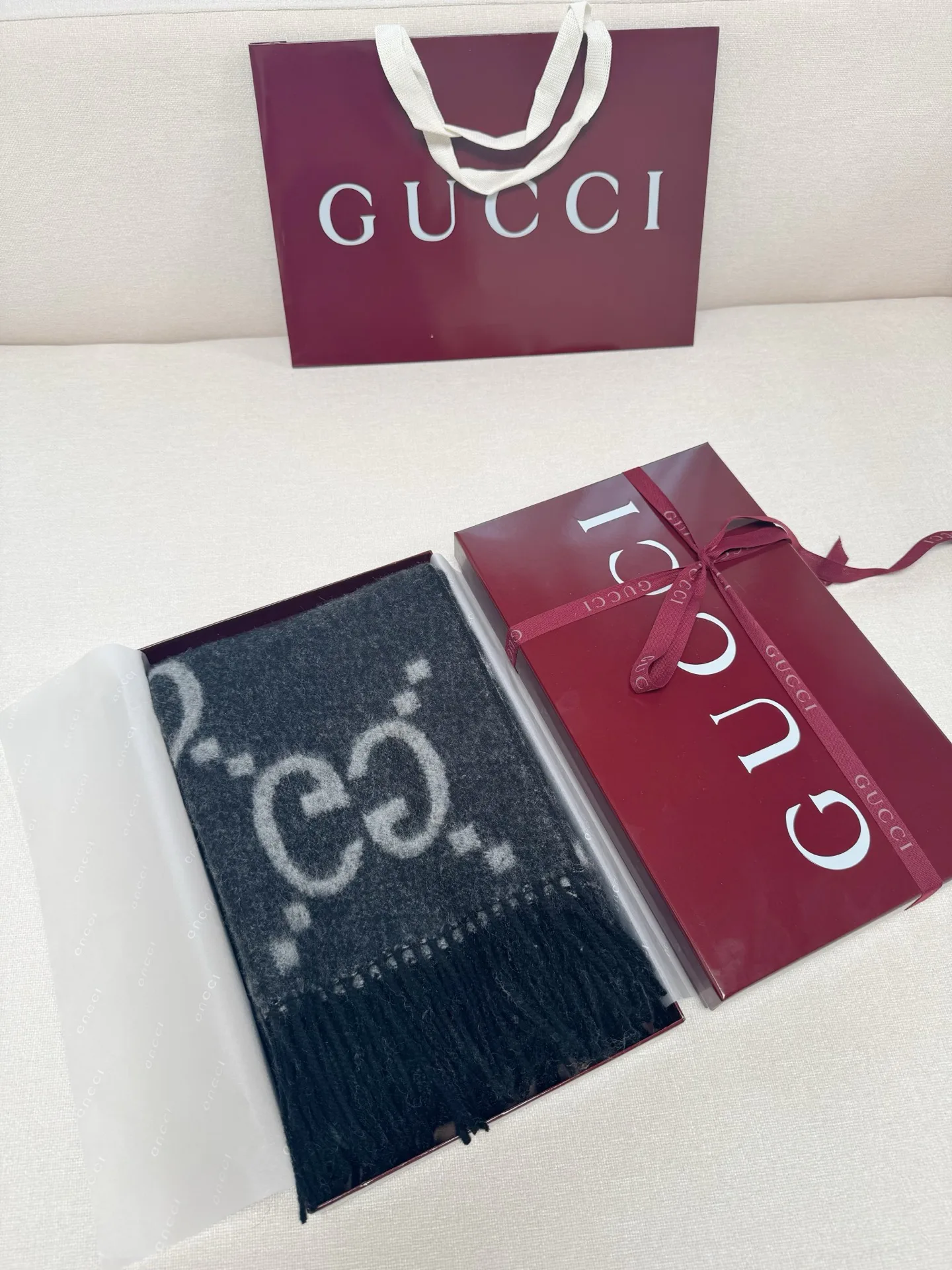 Scarves GUCCI 17945388