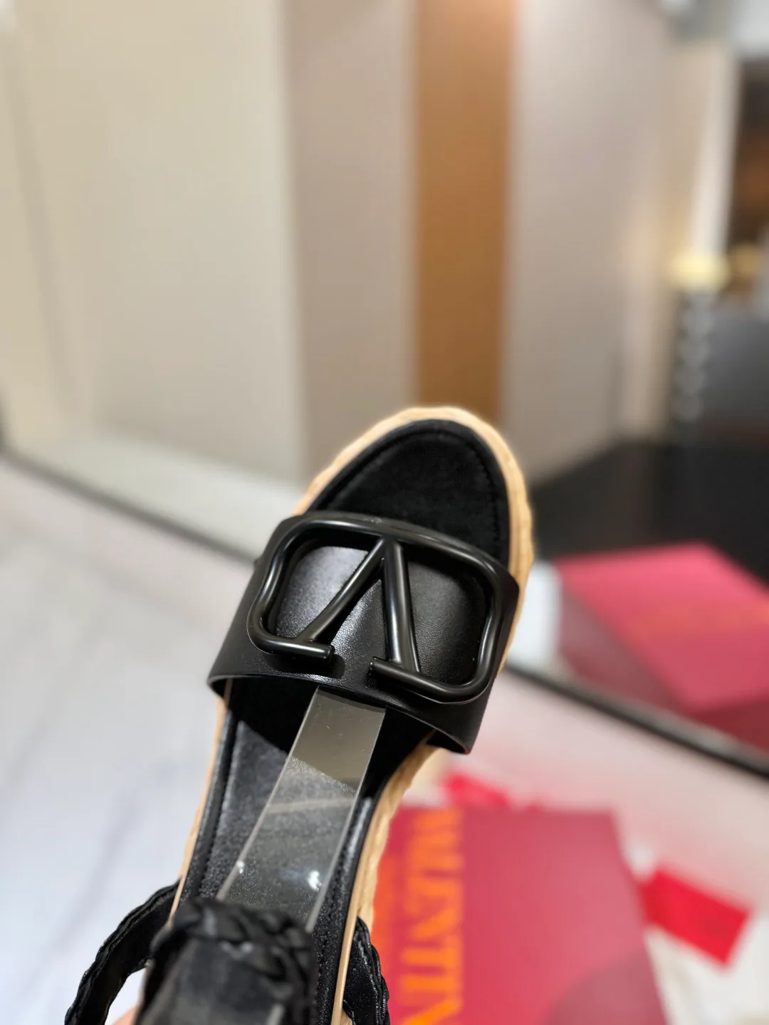 Women's Open-Toe Sandals VALENTINO 17946620