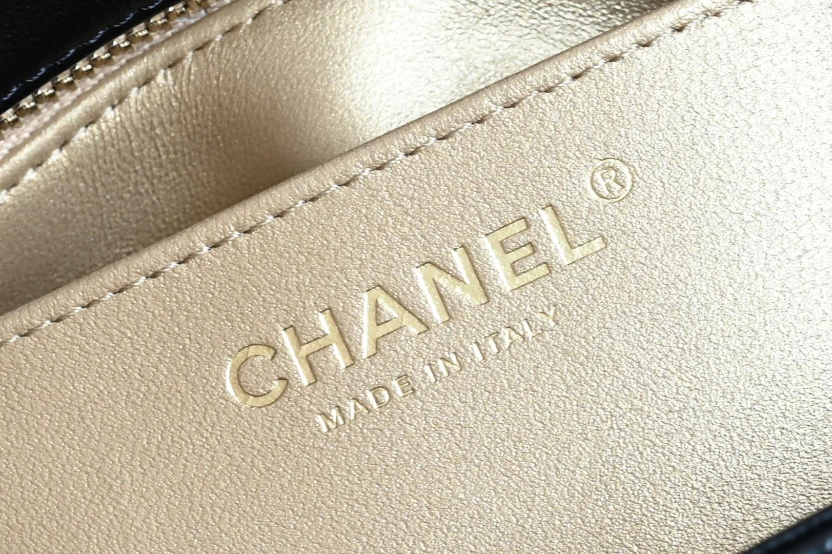 Women's Classic Handbags CHANEL 18476999
