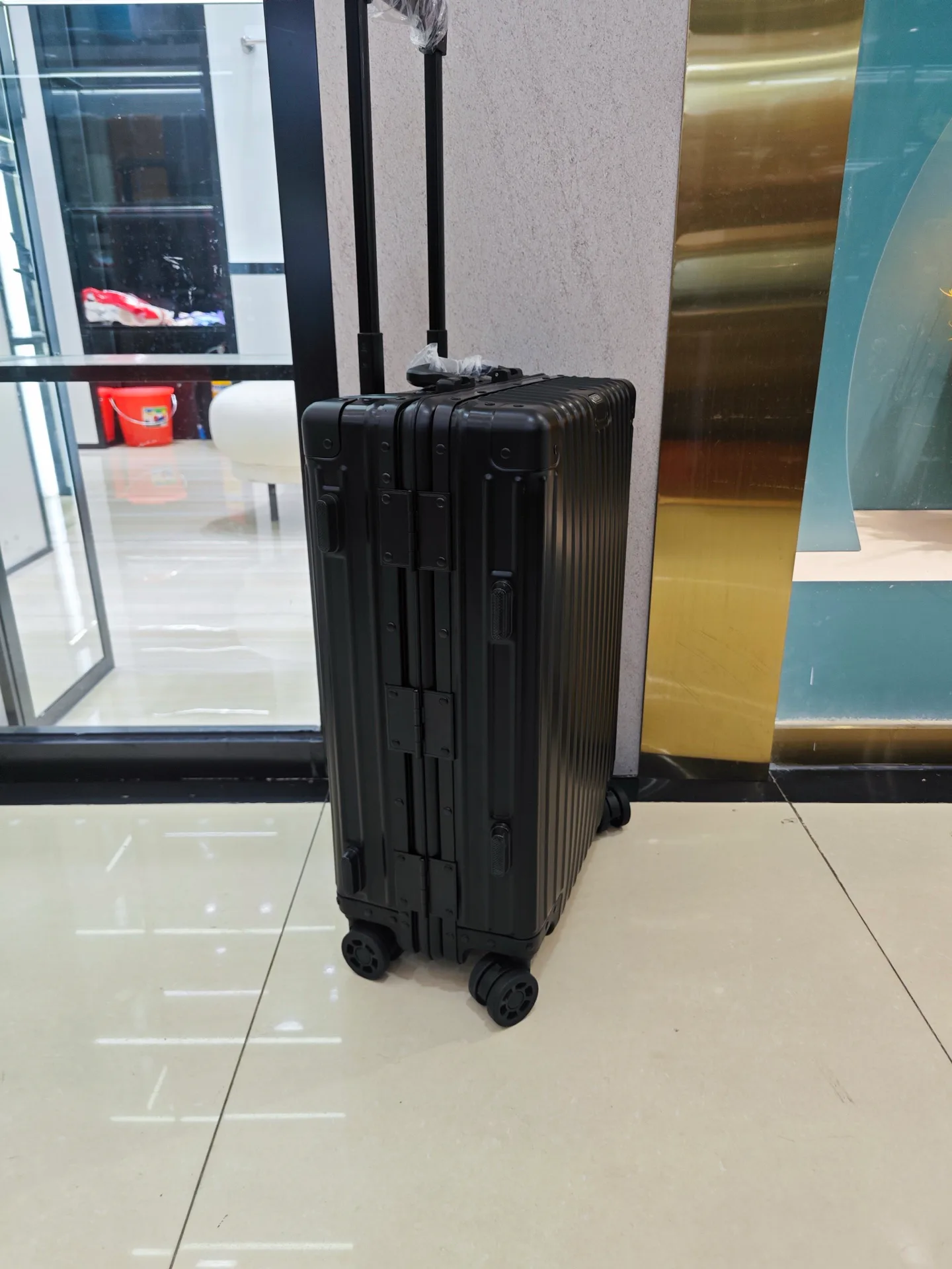 Suitcases RIMOWA 17873353