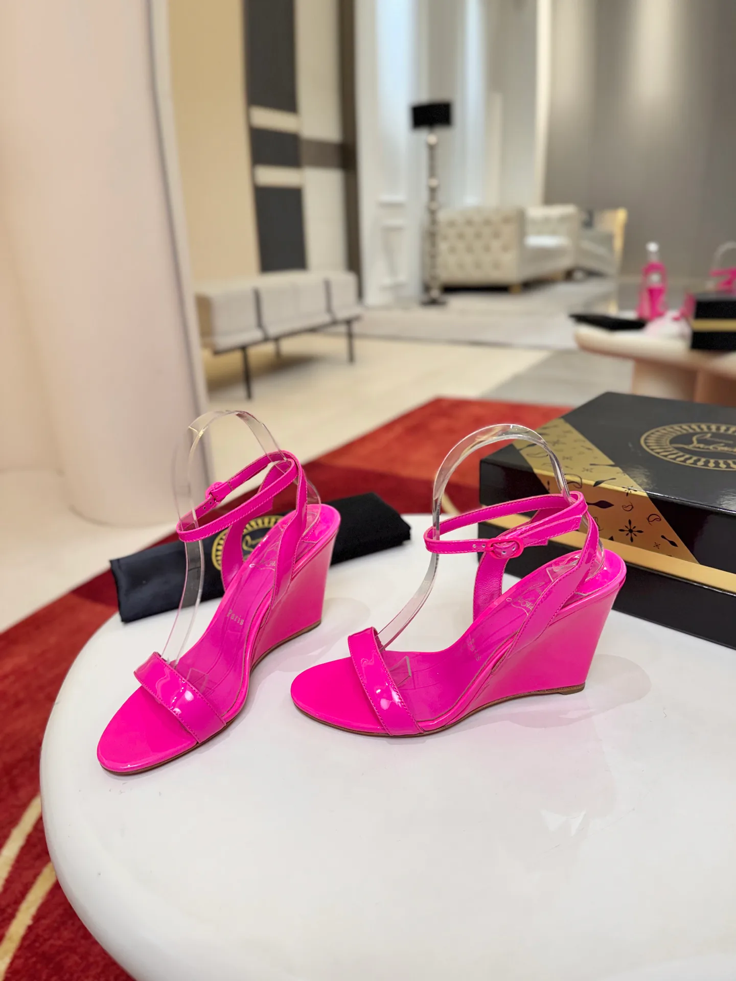 Women's Open-Toe Sandals CHRISTIAN LOUBOUTIN 18500924