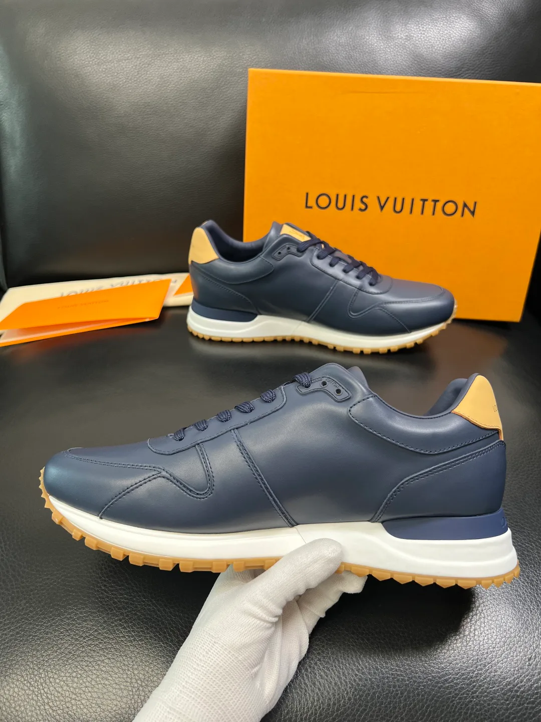 Men's Sneakers LOUIS VUITTON 17961830