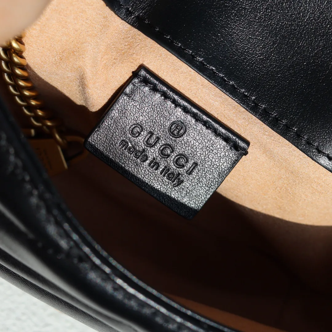 Women's Classic Handbags GUCCI 17947908