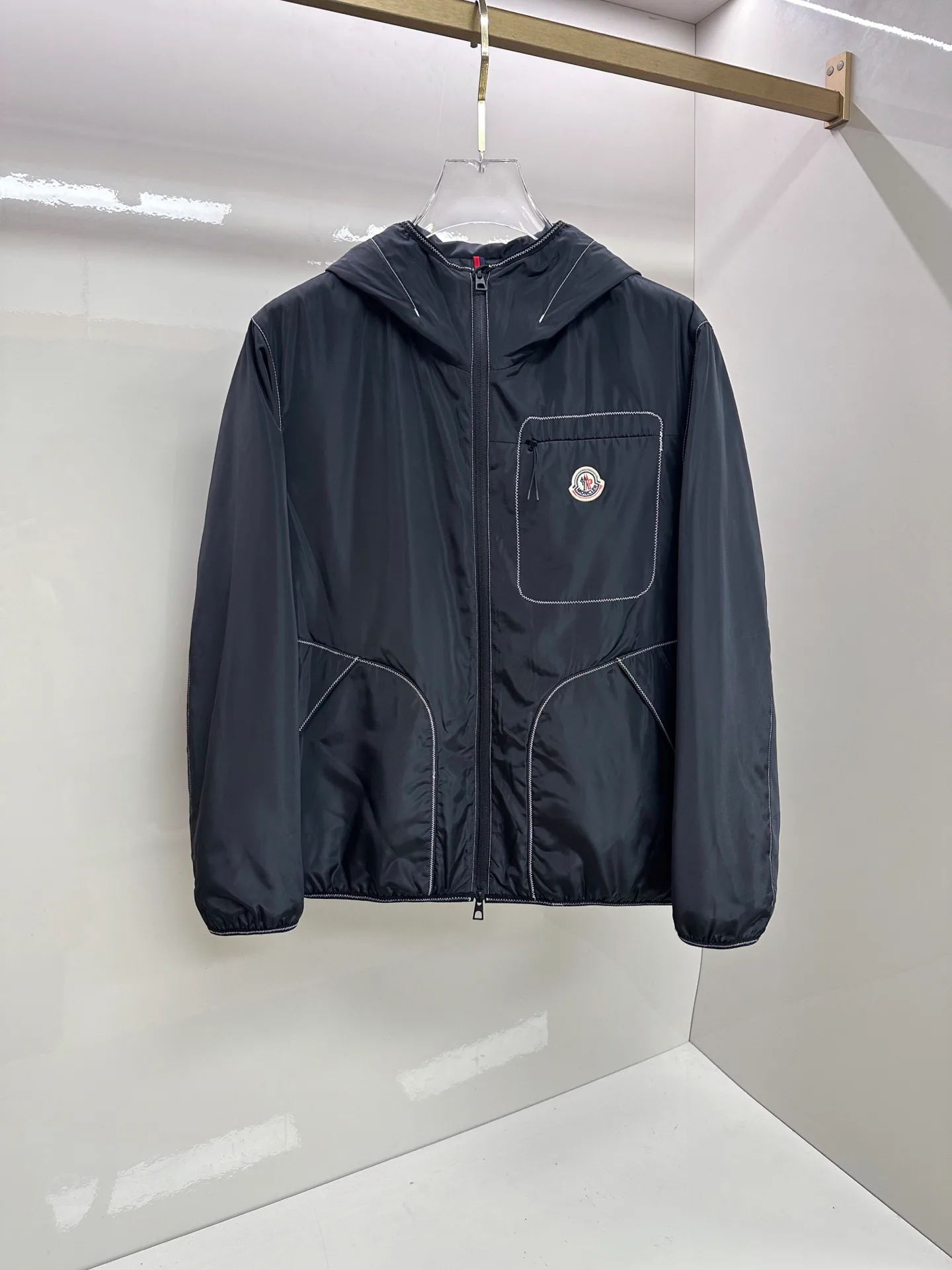 Men's Jackets And Down Jackets MONCLER 18140240