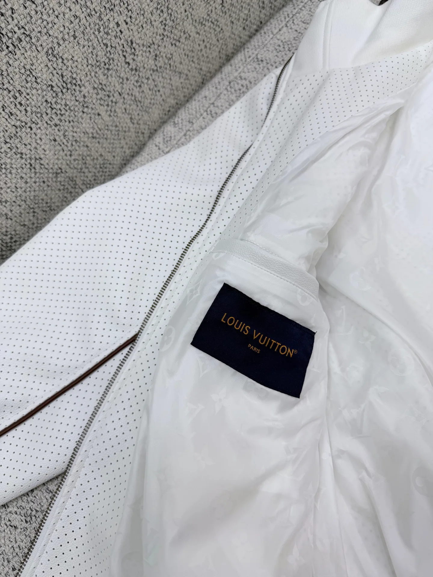 Men's Jackets And Down Jackets LOUIS VUITTON 18544986