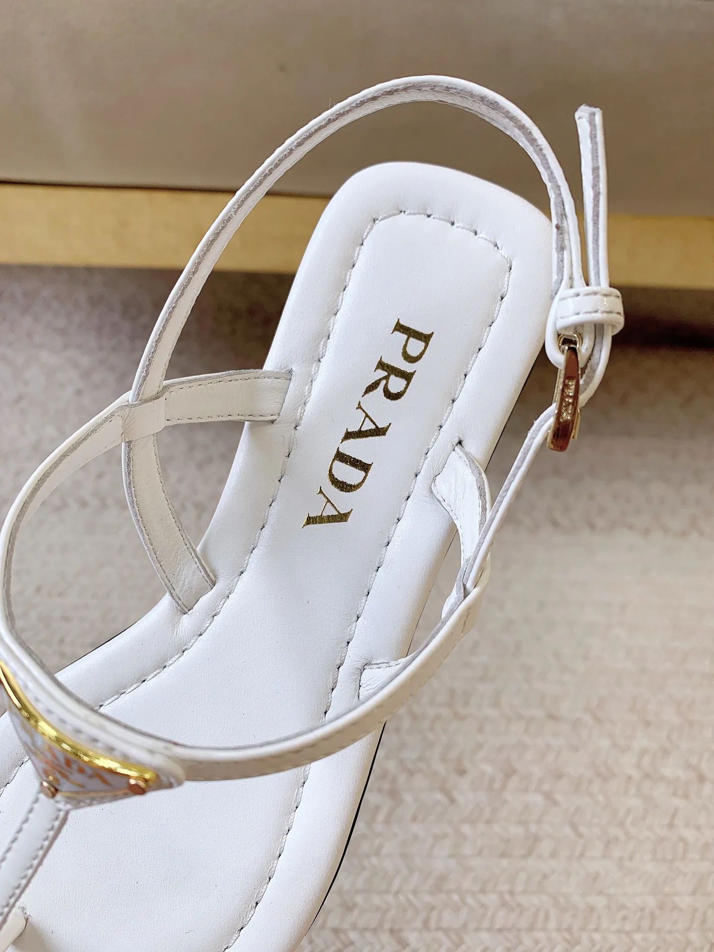 Women's Open-Toe Sandals PRADA 17802472