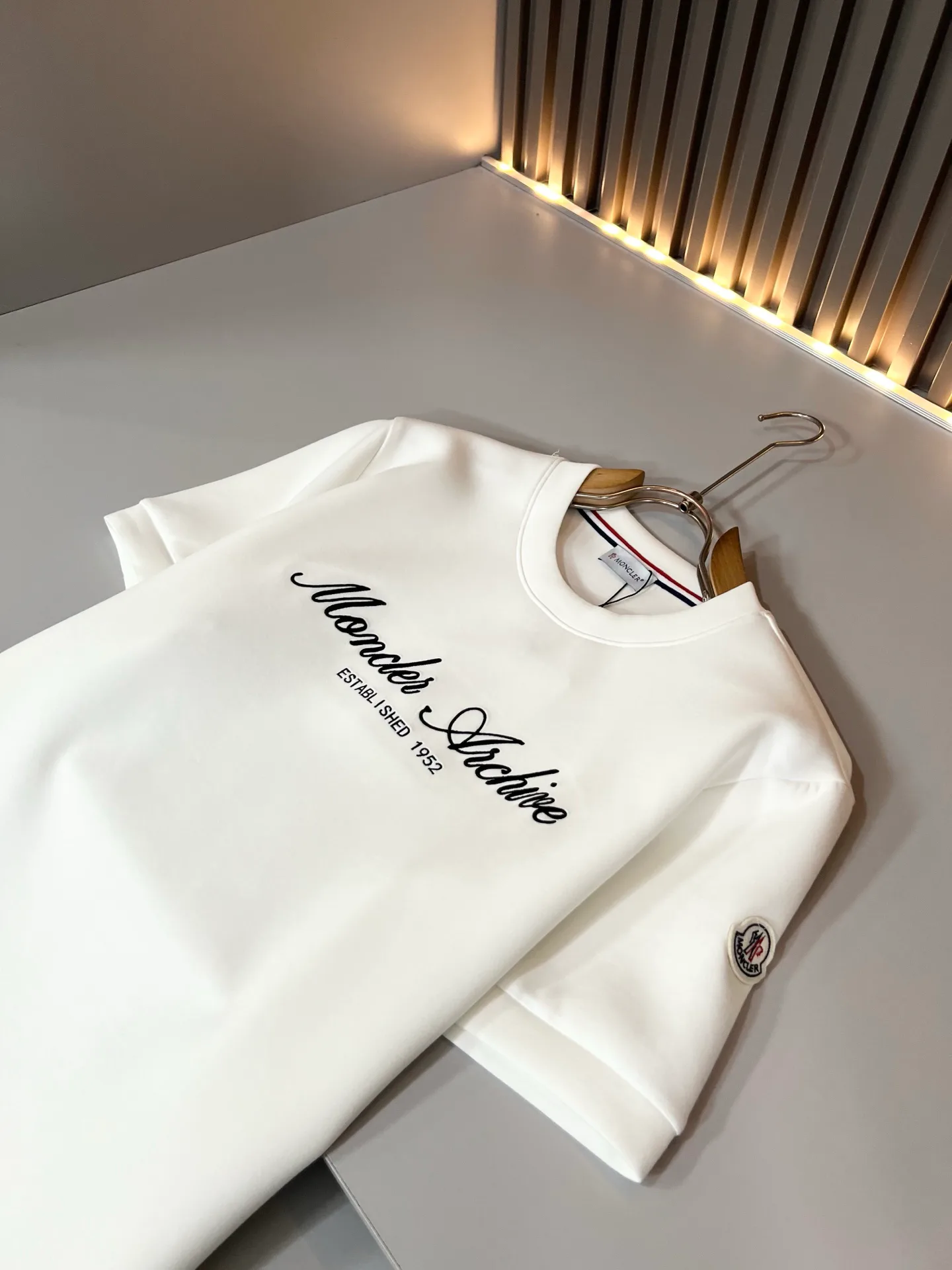 Men's T-Shirts MONCLER 18081256