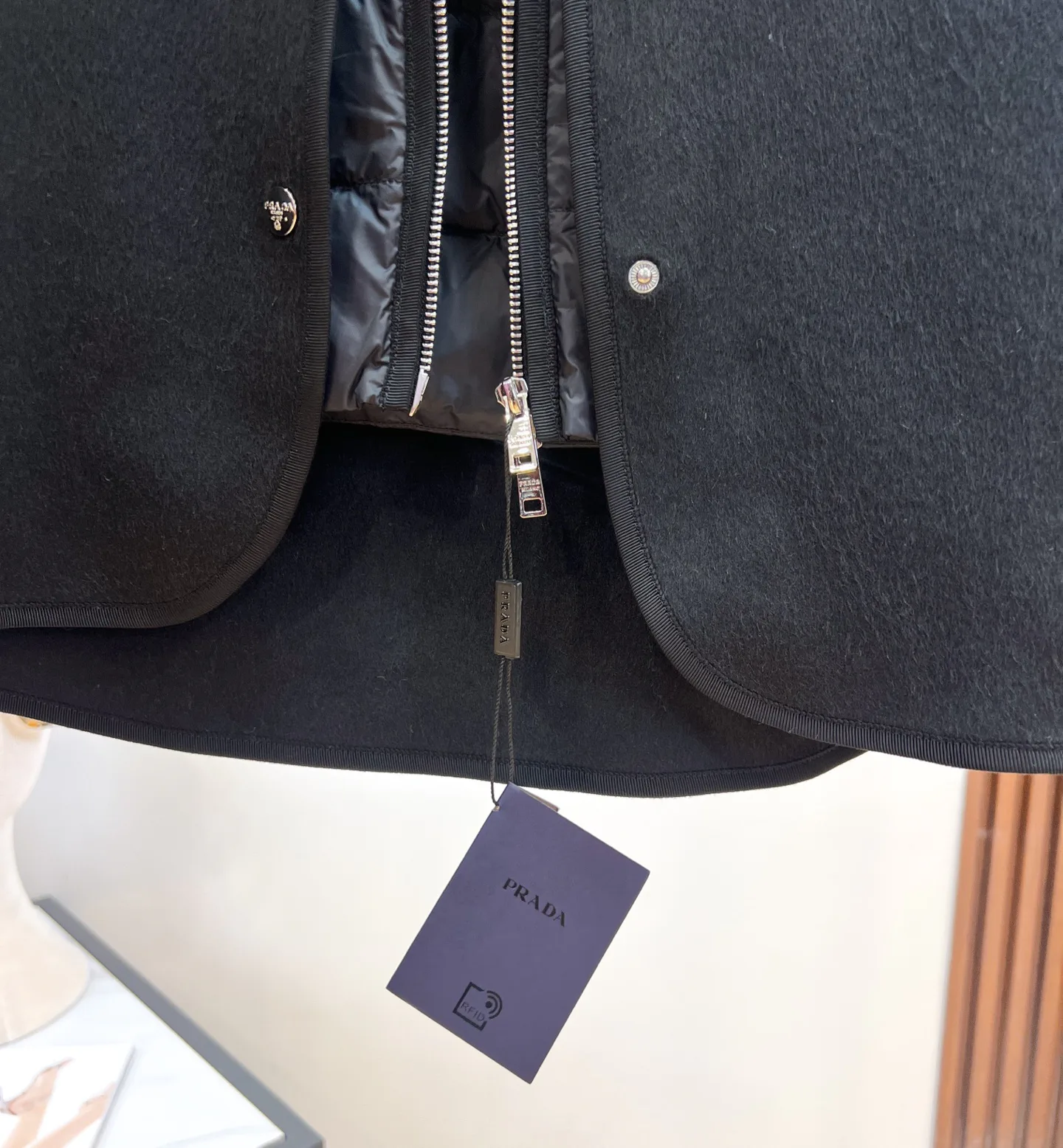 Women's Jackets And Down Jackets PRADA 18228726