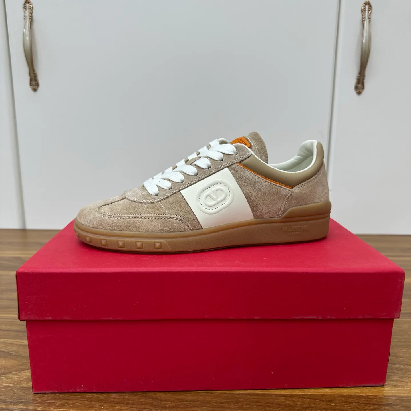 Men's Sneakers VALENTINO 18103487