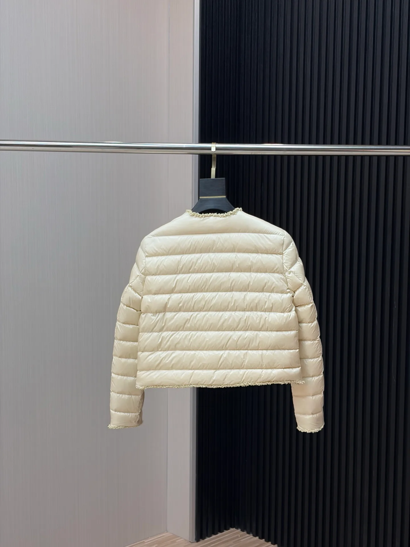 Men's Jackets And Down Jackets MONCLER 18029593