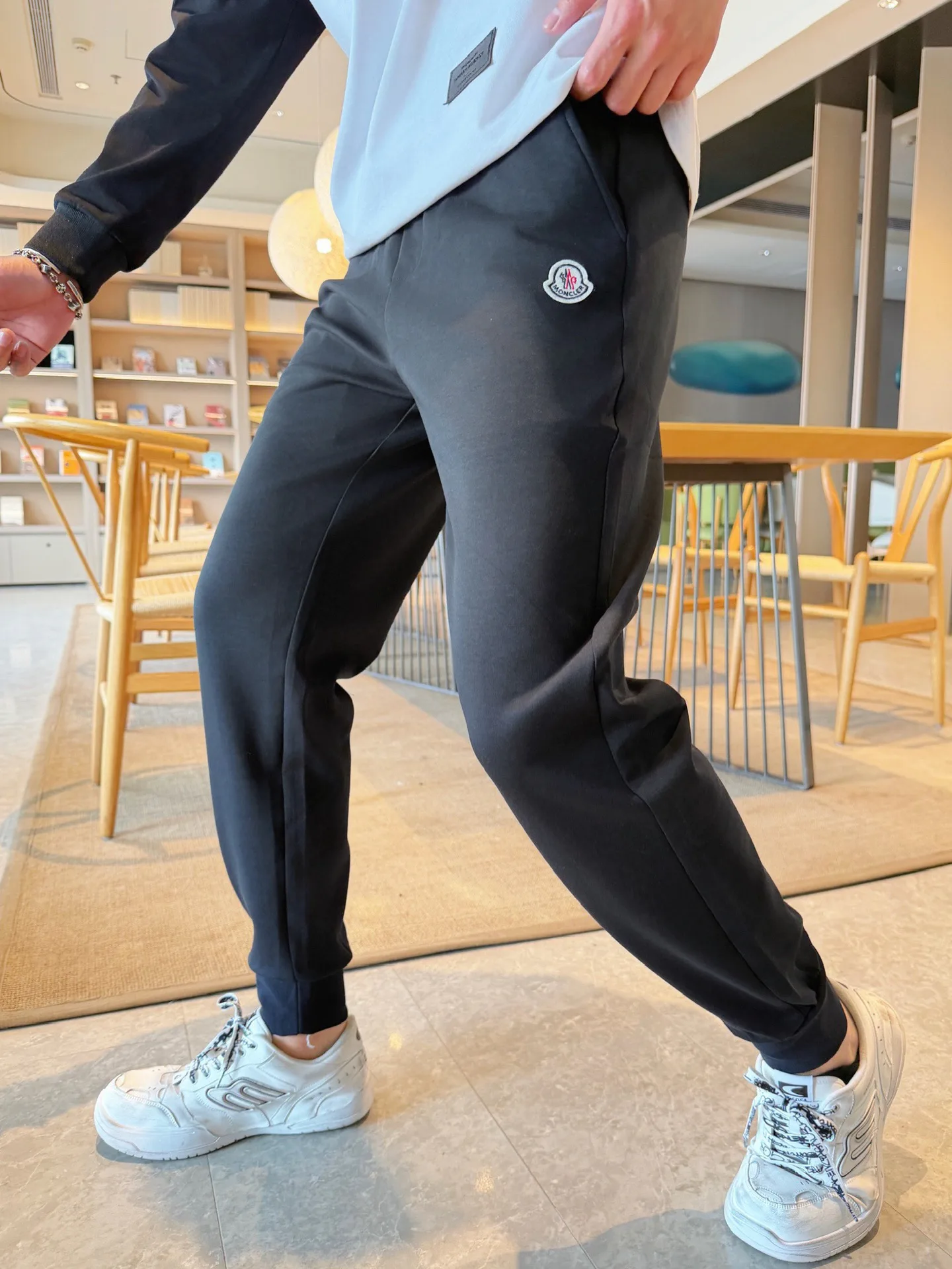 Men's Trousers MONCLER 18345759
