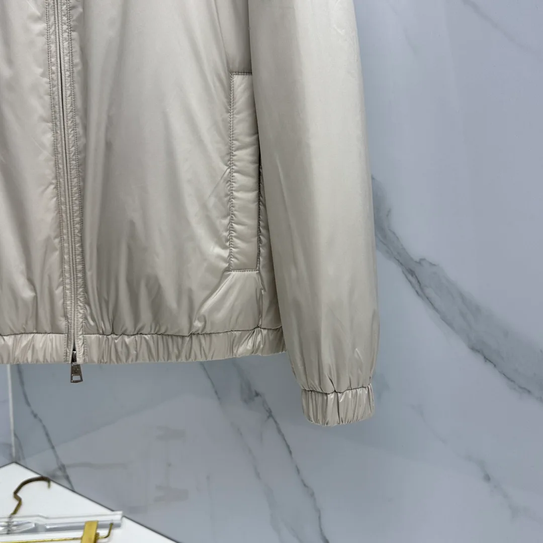 Куртки И Пуховики Мужские Moncler 18596984
