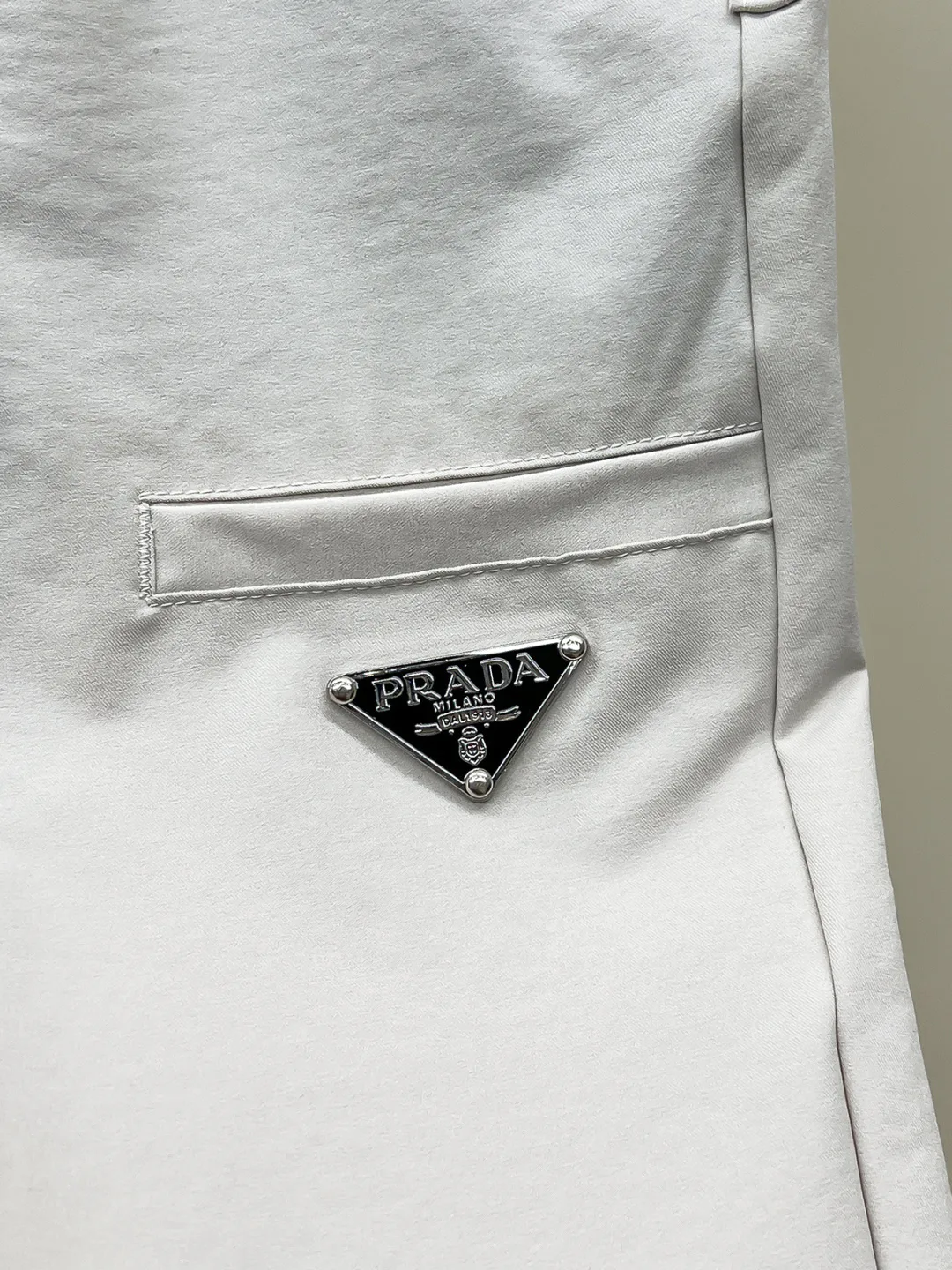 Men's Trousers PRADA 18499191