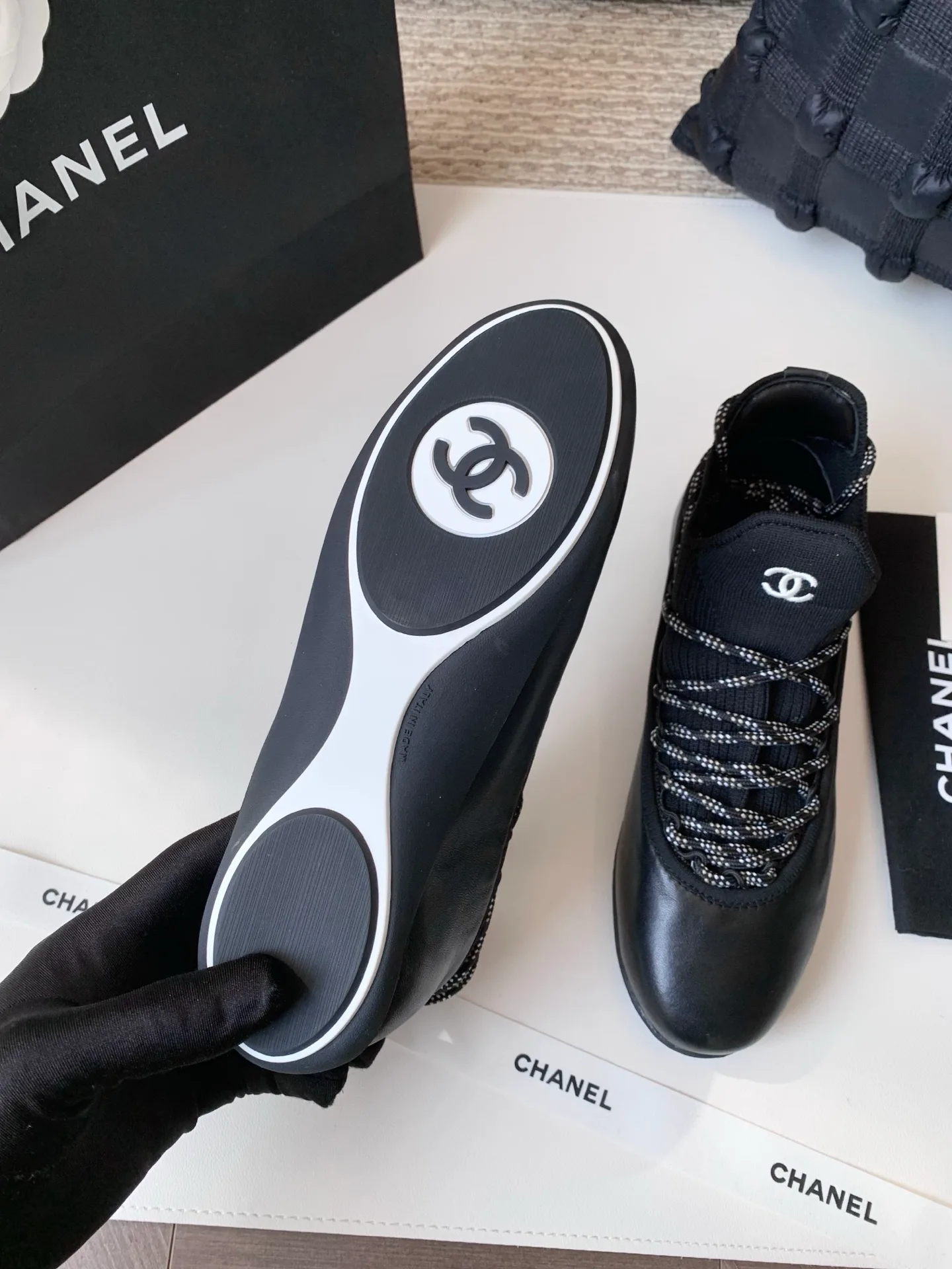 Women's Sneakers CHANEL 17989877