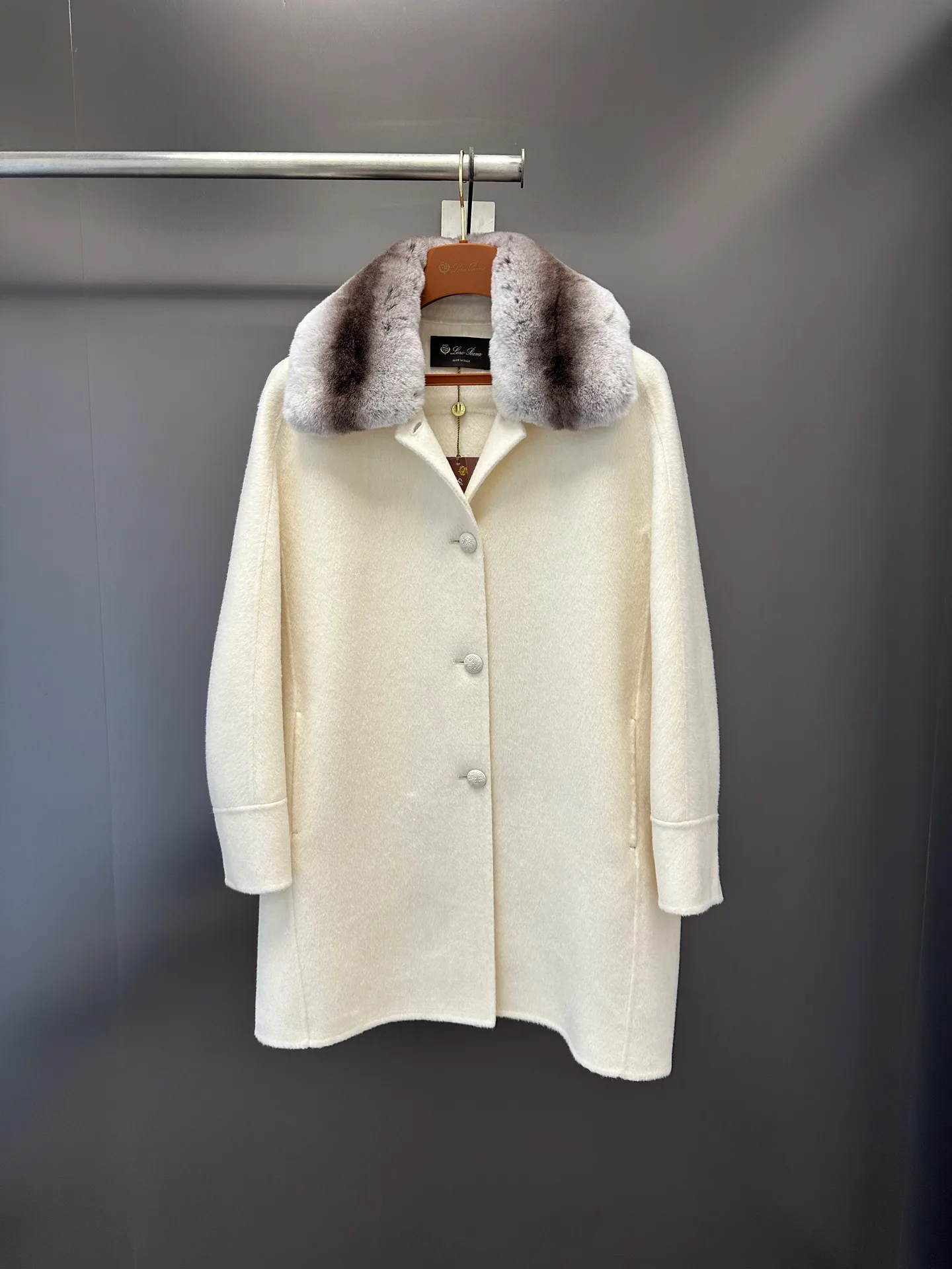 Women's Coats LORO PIANA 18226702