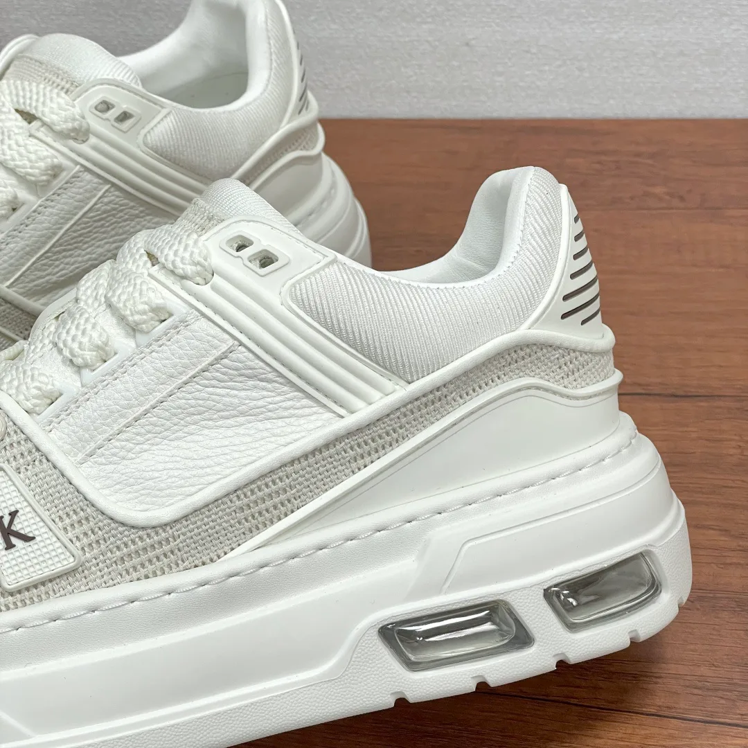 Men's Sneakers LOUIS VUITTON 17542428