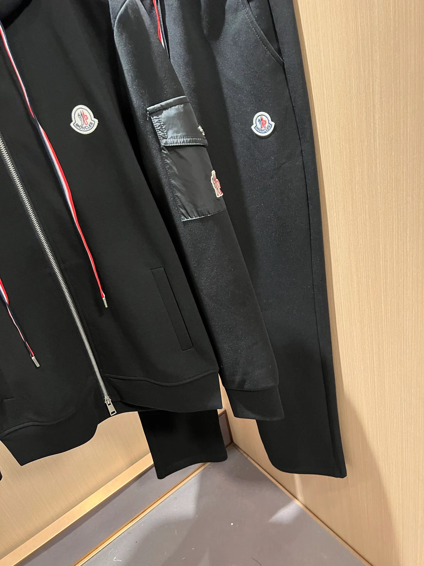 Men's Tracksuits MONCLER 18446426