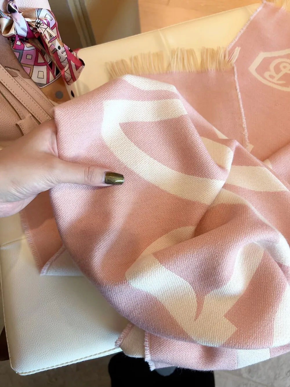 Scarves BURBERRY 18002980