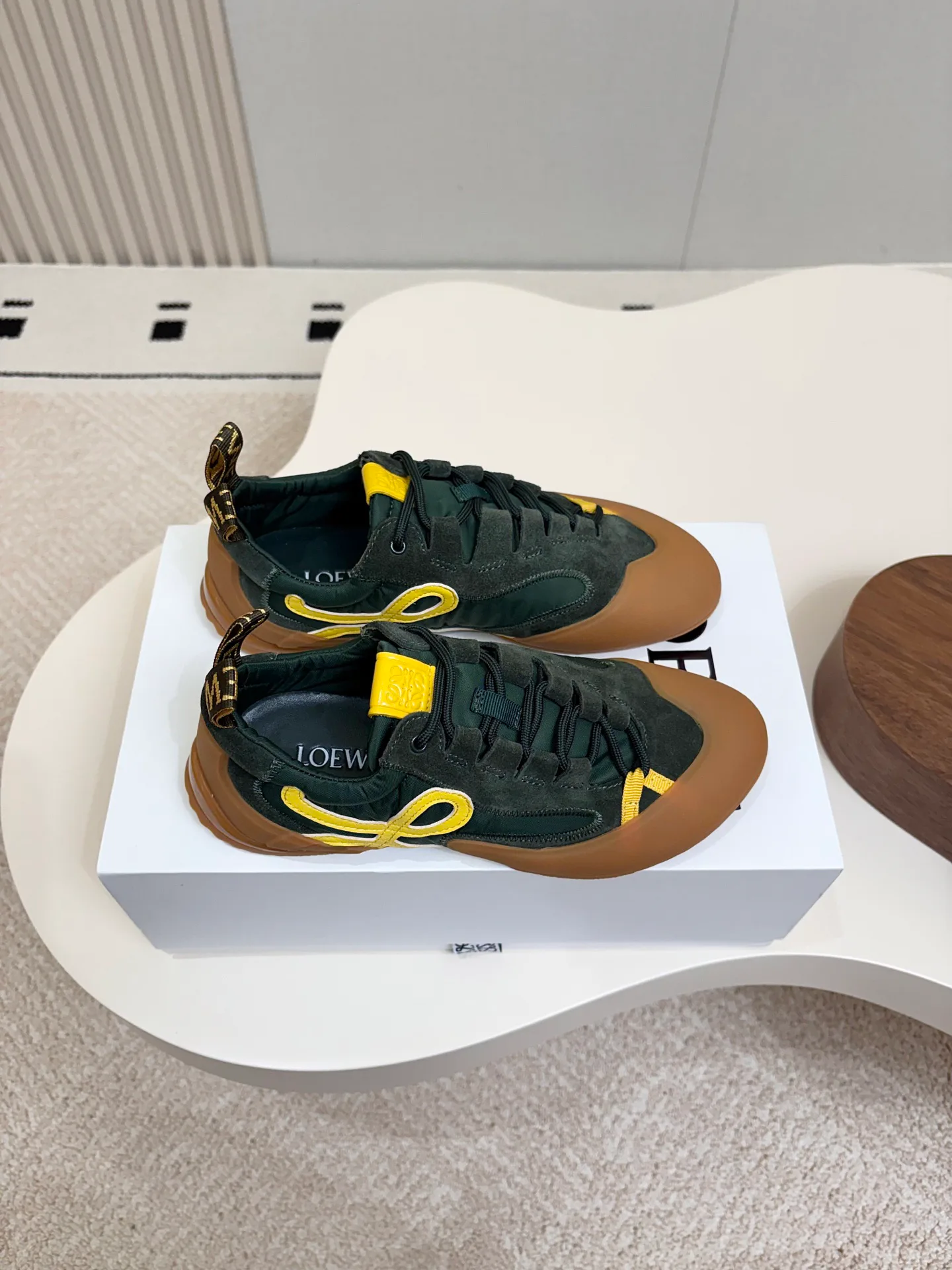 Women's Sneakers LOEWE 18132954