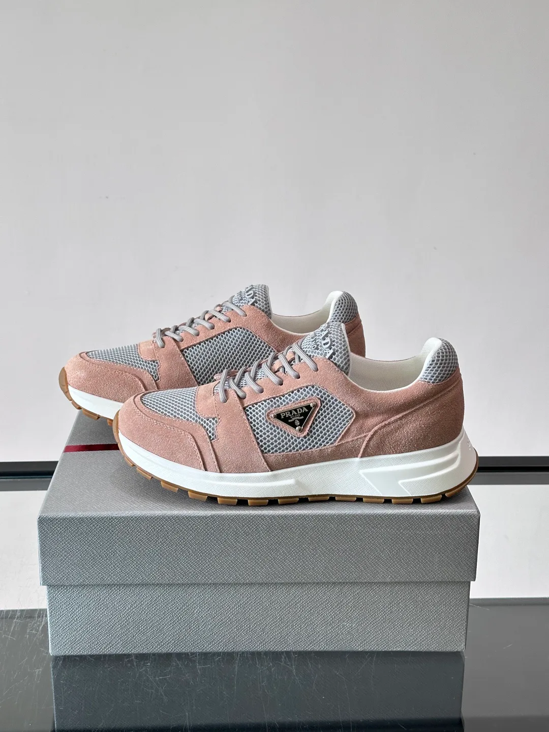 Women's Sneakers PRADA 18102648