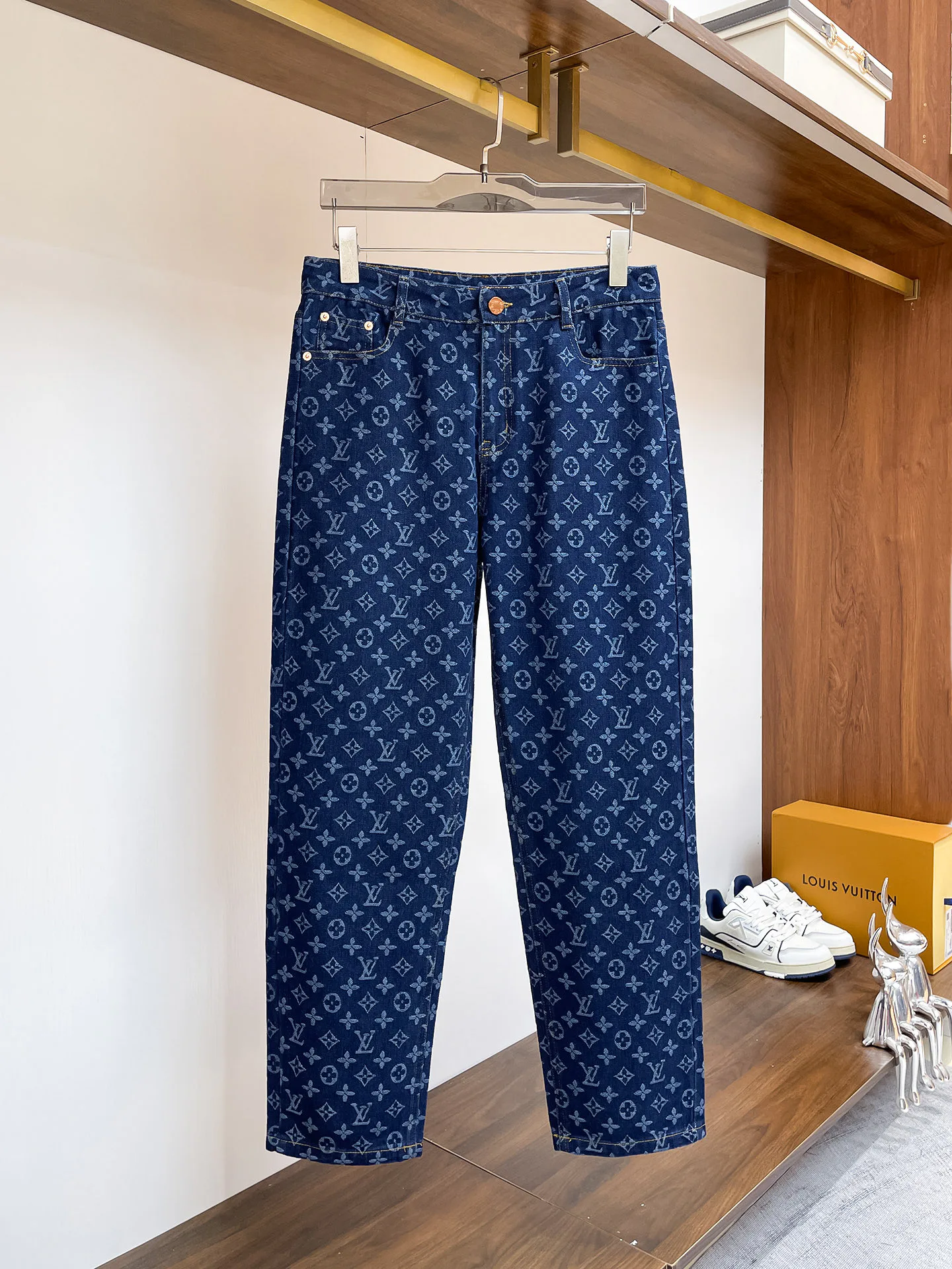 Men's Jeans LOUIS VUITTON 18345639