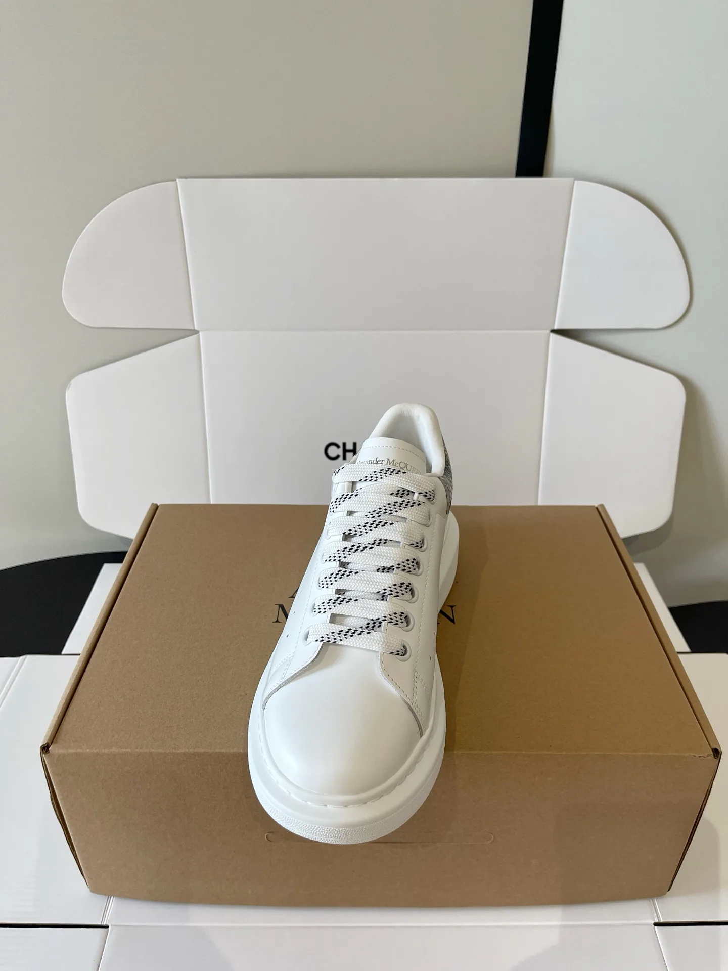 Women's Sneakers ALEXANDER MCQUEEN 17898878