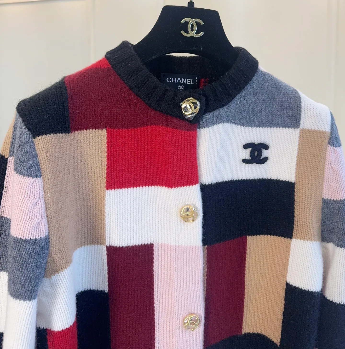 Women's Jumpers And Sweaters CHANEL 18238036