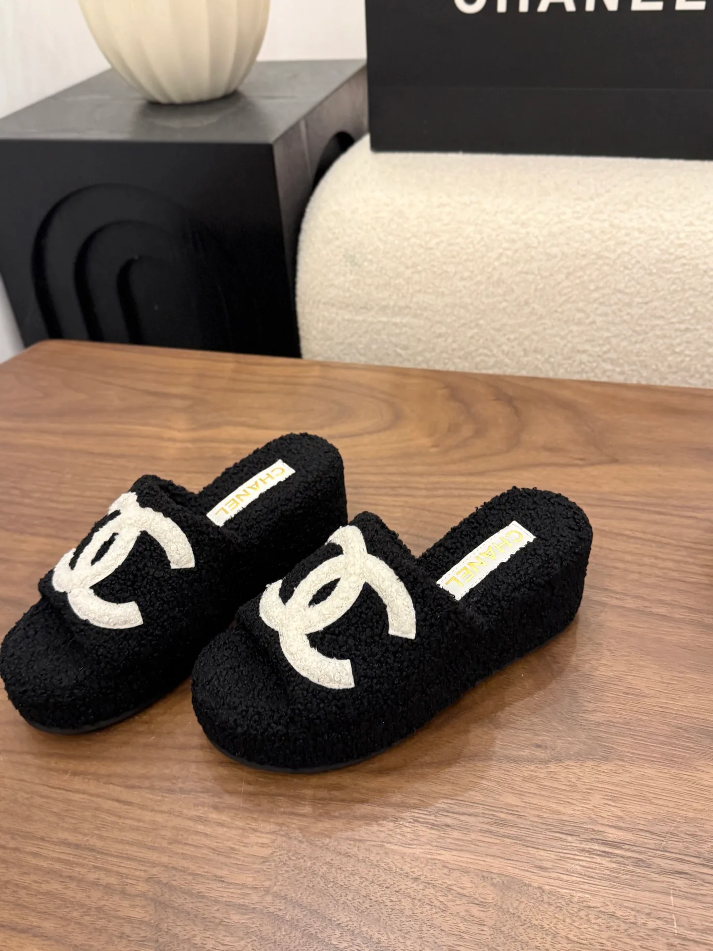 Women's Slippers CHANEL 18440716