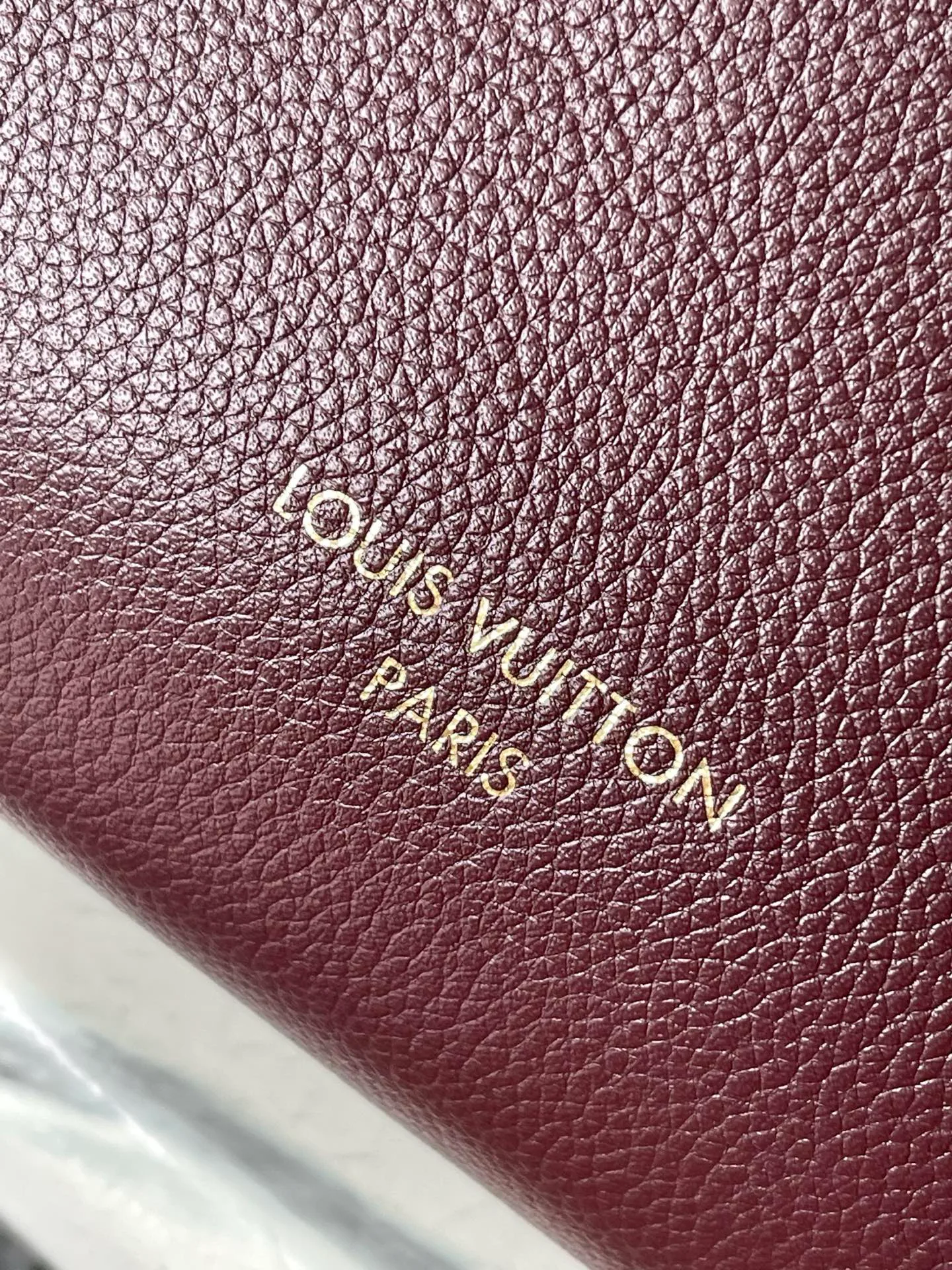 Women's Classic Handbags LOUIS VUITTON 18491328